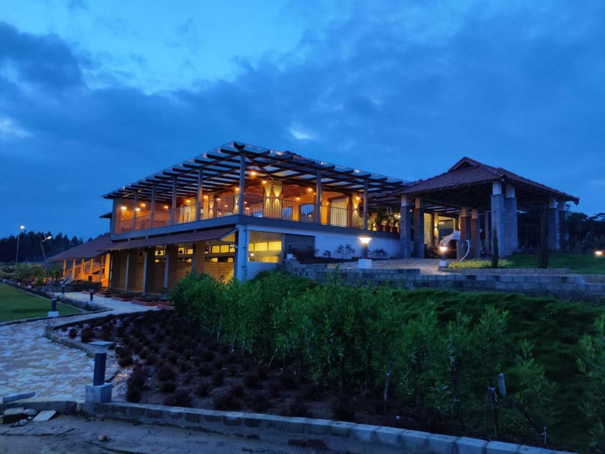 Biranji Aqua Retreat 호텔 Chikmagalūr 외부 사진
