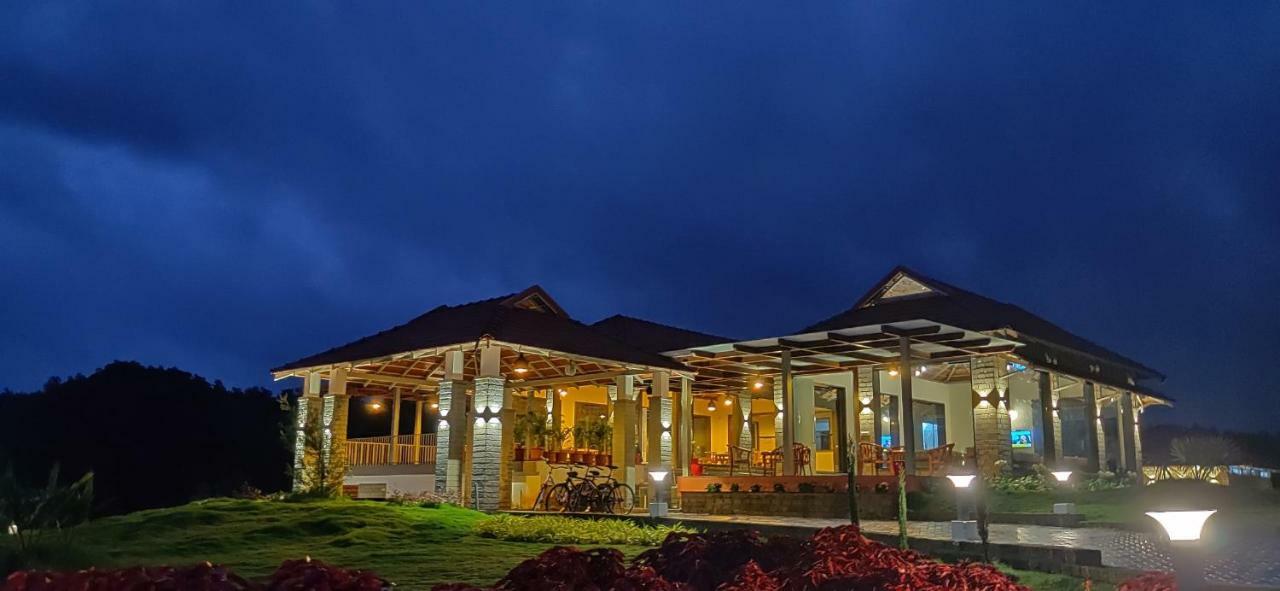 Biranji Aqua Retreat 호텔 Chikmagalūr 외부 사진